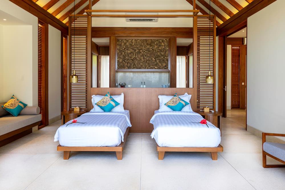 Two-Bedroom Overwater Residence photo 3
